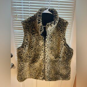 Leopard print women’s vest